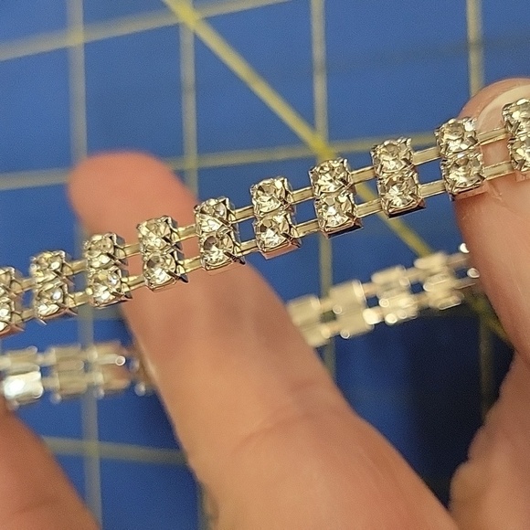 Rhinestone Stretch Bracelet 6.25" - Picture 2 of 4